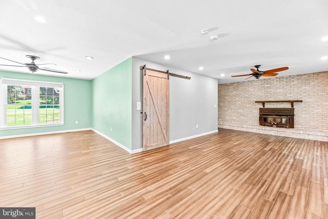 11220 COUNTRY RD, Dunkirk, MD 20754