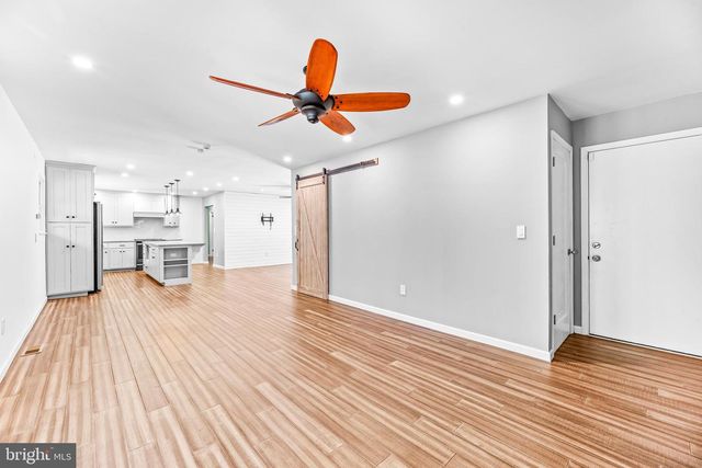 11220 COUNTRY RD, Dunkirk, MD 20754