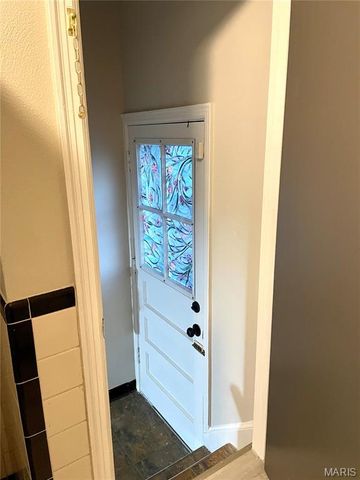 9418 PATTONWOOD DRIVE, Jennings, MO 63136