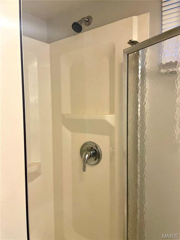 9418 PATTONWOOD DRIVE, Jennings, MO 63136