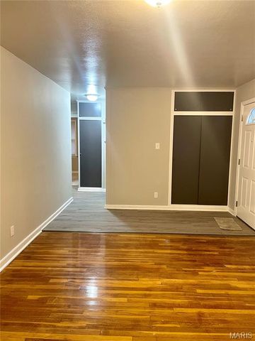 9418 PATTONWOOD DRIVE, Jennings, MO 63136