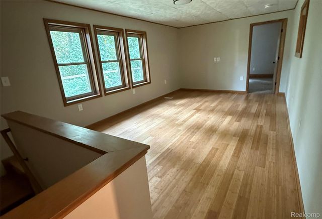 19890 16 Mile Road, Marshall, MI 49068