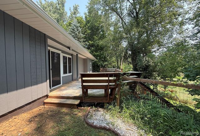 19890 16 Mile Road, Marshall, MI 49068