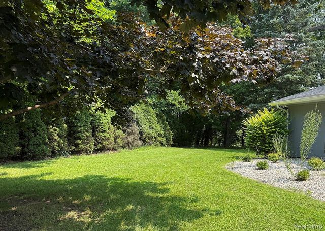 19890 16 Mile Road, Marshall, MI 49068