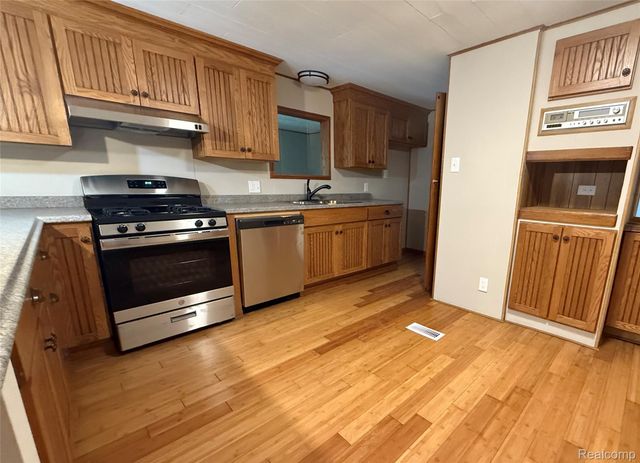 19890 16 Mile Road, Marshall, MI 49068