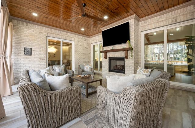 703 Collins Meadow Dr., Georgetown, SC 29440