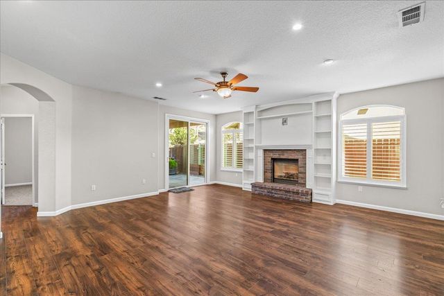 1343 Primavera Ave, Manteca, CA 95336