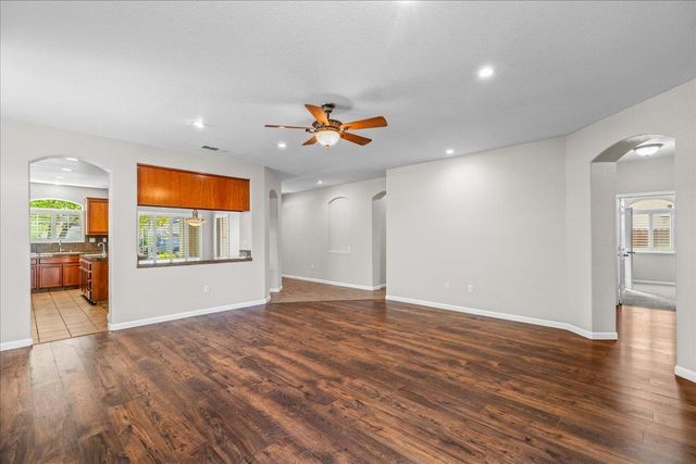 1343 Primavera Ave, Manteca, CA 95336