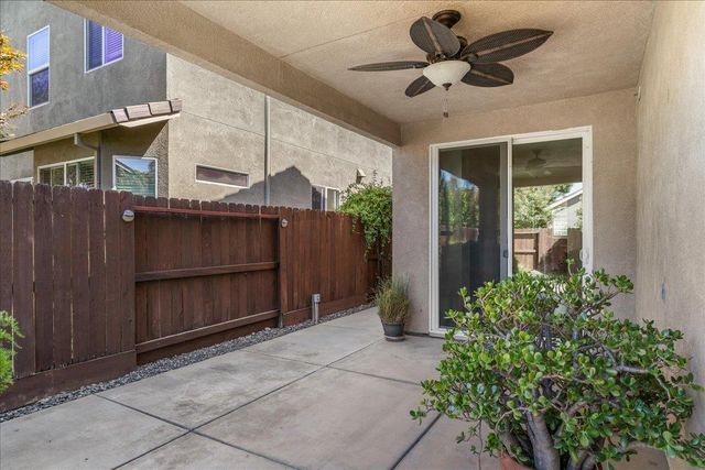 1343 Primavera Ave, Manteca, CA 95336