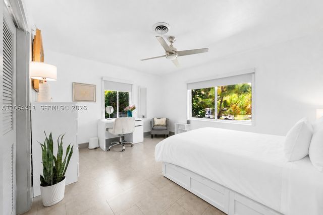 831 NE 109th St, Biscayne Park, FL 33161
