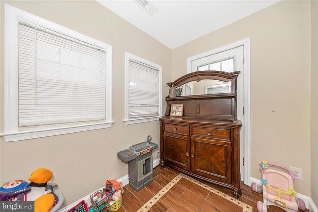 9507 MAIN ST, Damascus, MD 20872