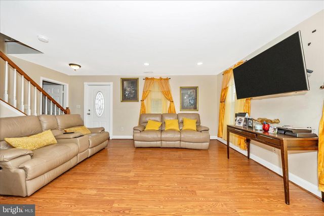 9507 MAIN ST, Damascus, MD 20872