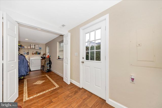 9507 MAIN ST, Damascus, MD 20872