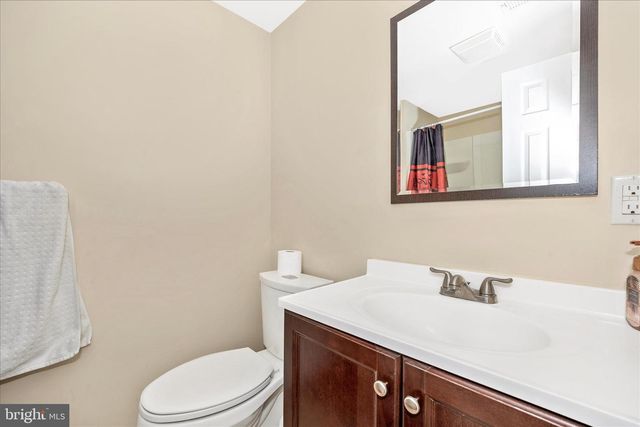 9507 MAIN ST, Damascus, MD 20872