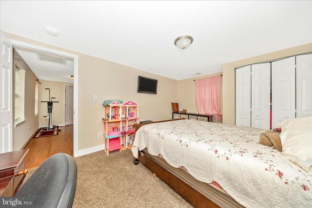 9507 MAIN ST, Damascus, MD 20872