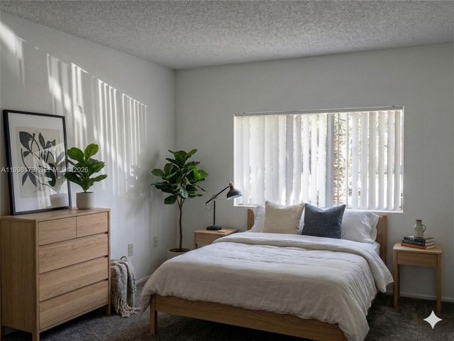 1129 Lake Victoria Dr F, West Palm Beach, FL 33411