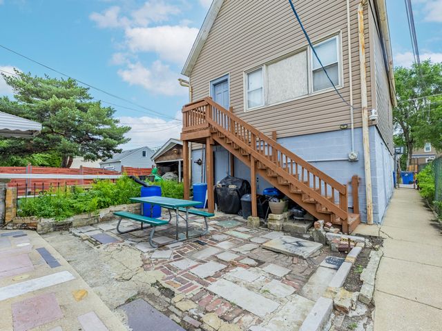 2921 S 49th Avenue, Cicero, IL 60804