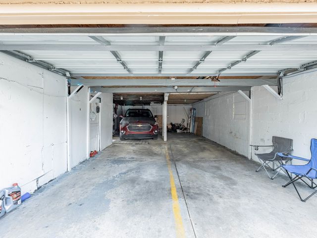 2921 S 49th Avenue, Cicero, IL 60804