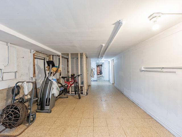 2921 S 49th Avenue, Cicero, IL 60804