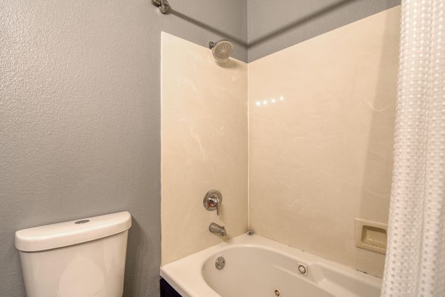 1001 Golf Drive 21, Branson West, MO 65737