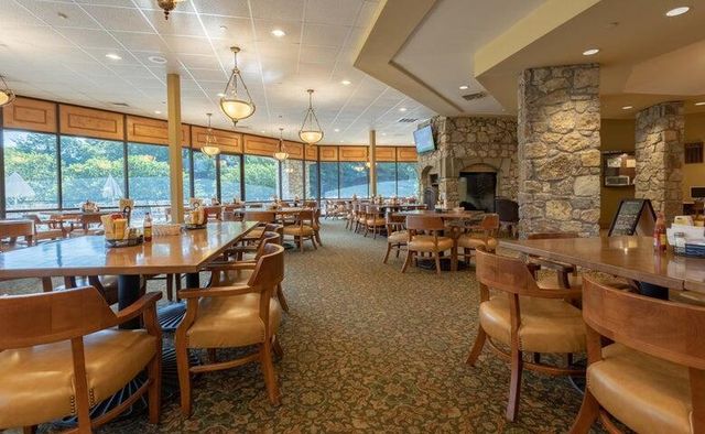 1001 Golf Drive 21, Branson West, MO 65737