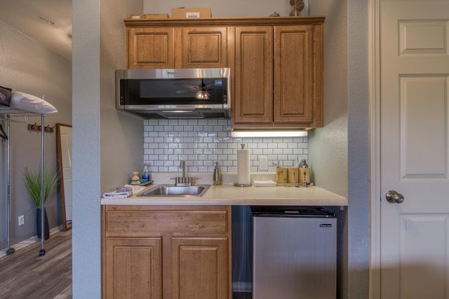 1001 Golf Drive 21, Branson West, MO 65737