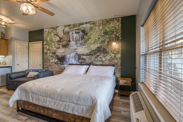 1001 Golf Drive 21, Branson West, MO 65737