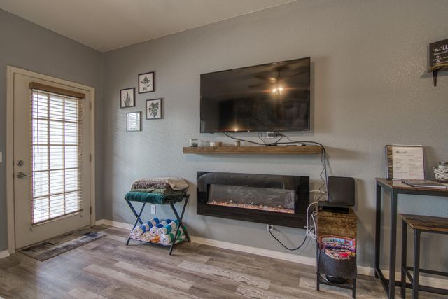 1001 Golf Drive 21, Branson West, MO 65737