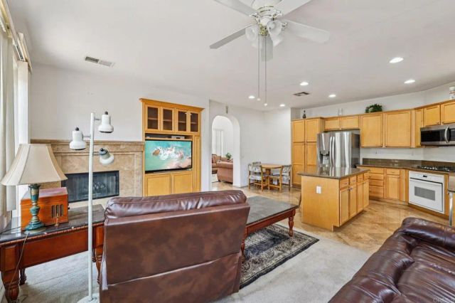 1131 Parsons, San Diego, CA 92154