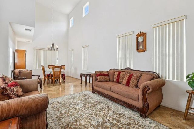 1131 Parsons, San Diego, CA 92154