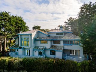 15 Ashdown Place, Half Moon Bay, CA 94019
