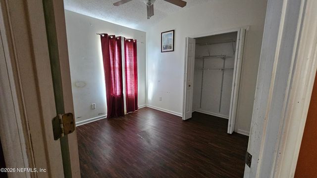 863 ASHTON COVE Terrace, Jacksonville, FL 32218