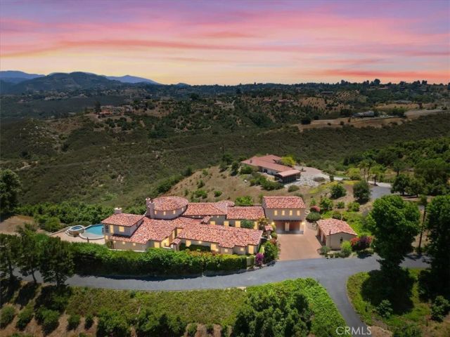 1917 Santa Margarita Drive, Fallbrook, CA 92028