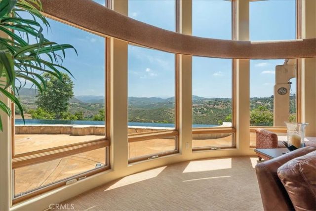 1917 Santa Margarita Drive, Fallbrook, CA 92028
