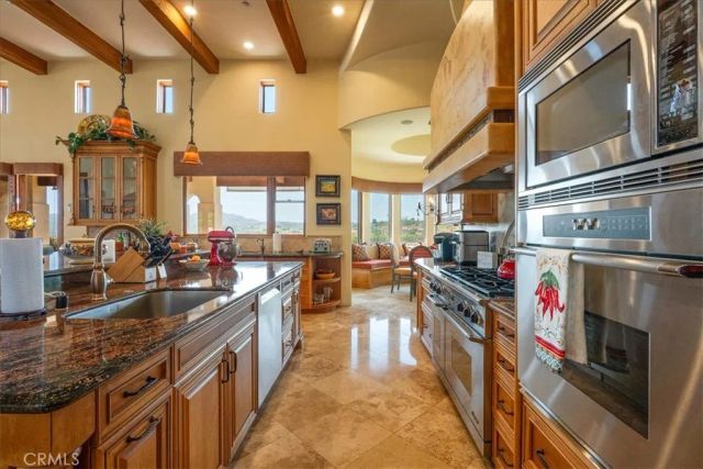 1917 Santa Margarita Drive, Fallbrook, CA 92028