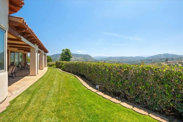 1917 Santa Margarita Drive, Fallbrook, CA 92028