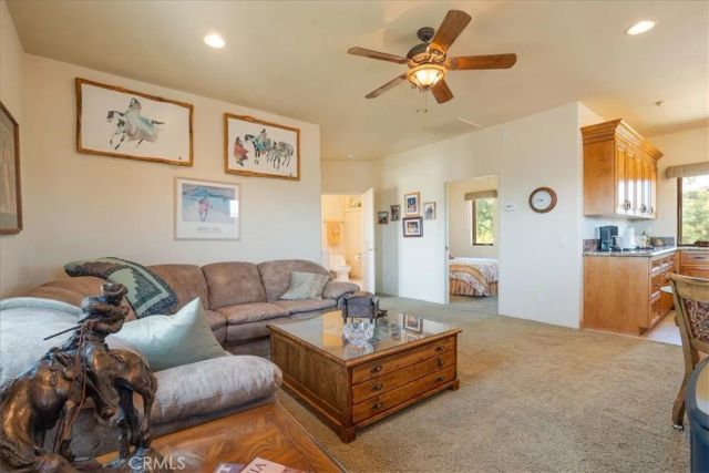1917 Santa Margarita Drive, Fallbrook, CA 92028
