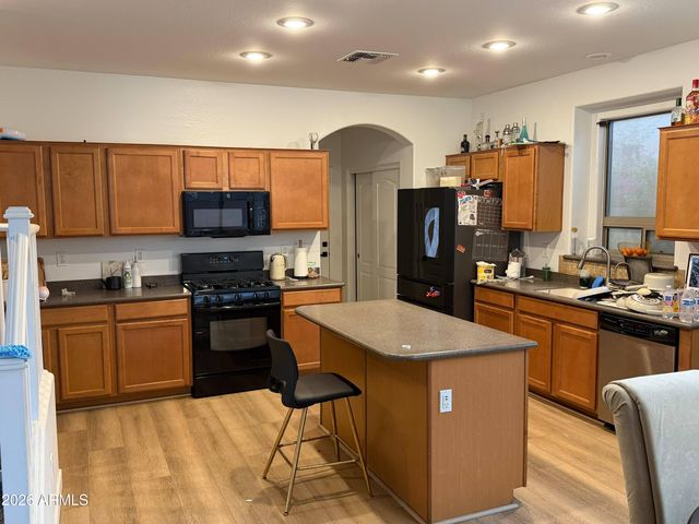 45016 W JUNIPER Avenue, Maricopa, AZ 85139