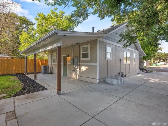 3837 S Acoma Street, Englewood, CO 80110