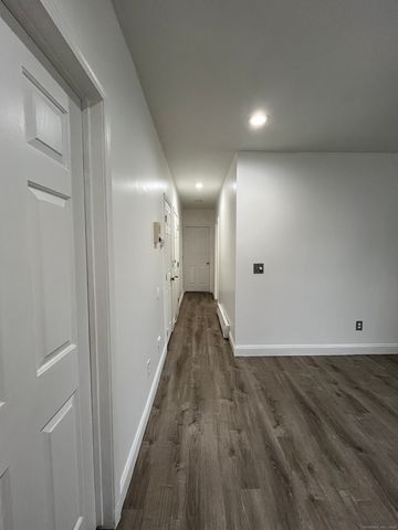 120 Maltby Street #1A, Shelton, CT 06484