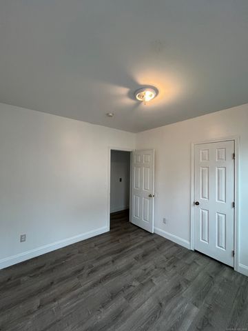 120 Maltby Street #1A, Shelton, CT 06484