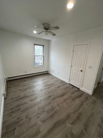 120 Maltby Street #1A, Shelton, CT 06484