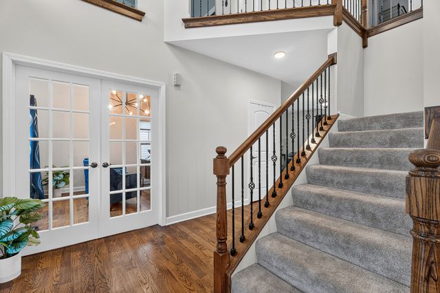 16440 W Turnberry Circle, Lockport, IL 60441