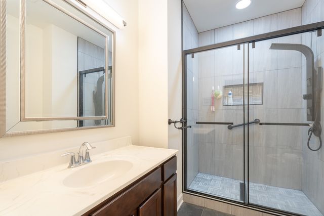 16440 W Turnberry Circle, Lockport, IL 60441