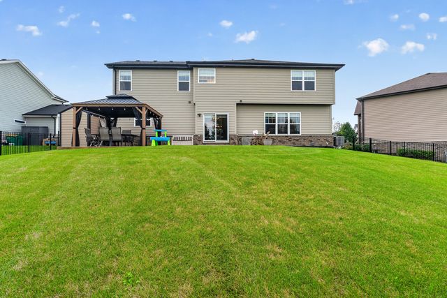 16440 W Turnberry Circle, Lockport, IL 60441