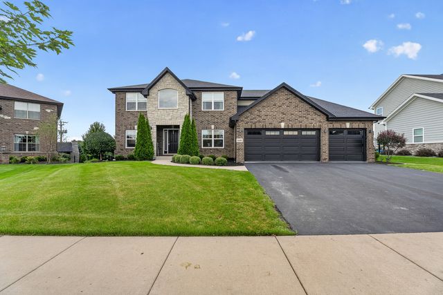 16440 W Turnberry Circle, Lockport, IL 60441