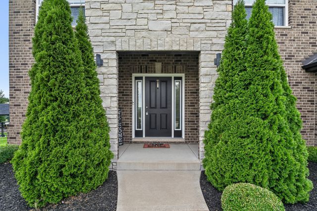 16440 W Turnberry Circle, Lockport, IL 60441