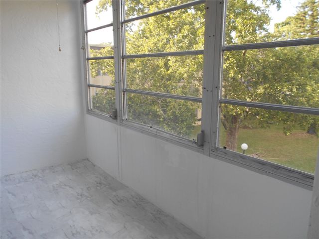 151 Berkley Road 309, Hollywood, FL 33024
