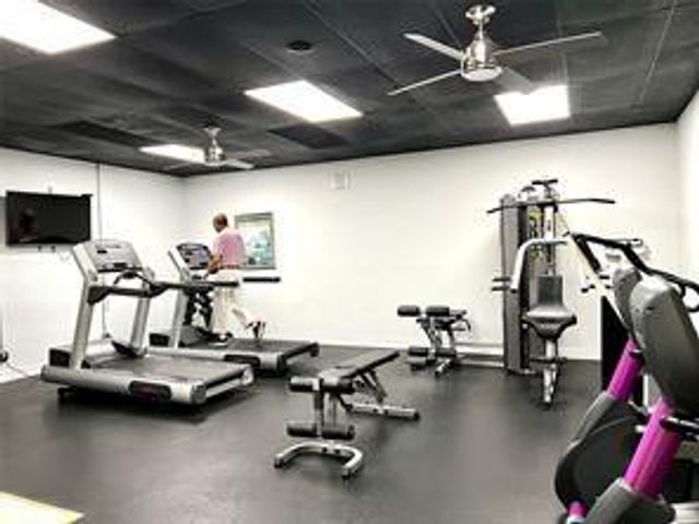 151 Berkley Road 309, Hollywood, FL 33024