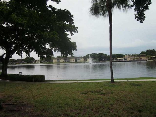 151 Berkley Road 309, Hollywood, FL 33024